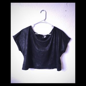 Off shoulder H&M divided crop top